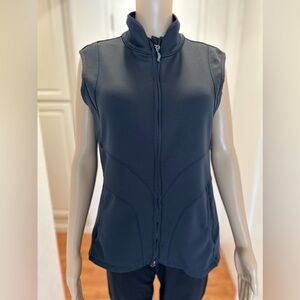 Athleta vest